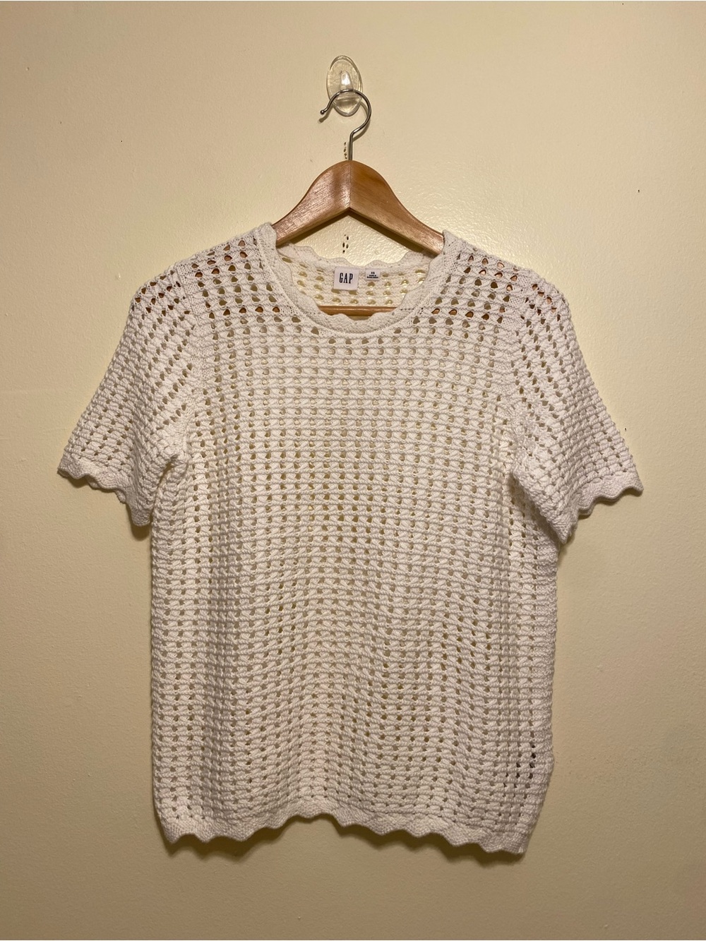 GAP White Crochet Open-Knit Short Sleeve Sweater. Size XS